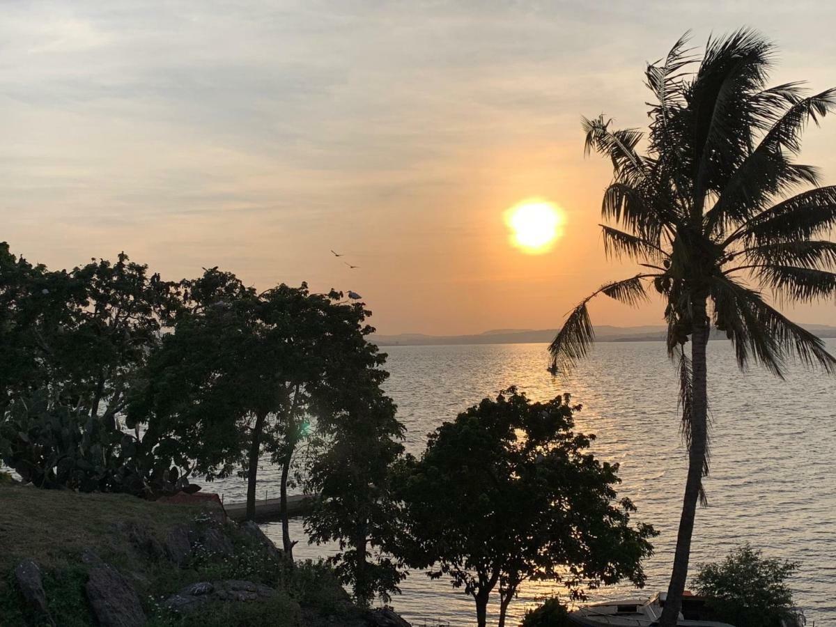 Samuka Island Retreat Villa Jinja Ngoại thất bức ảnh