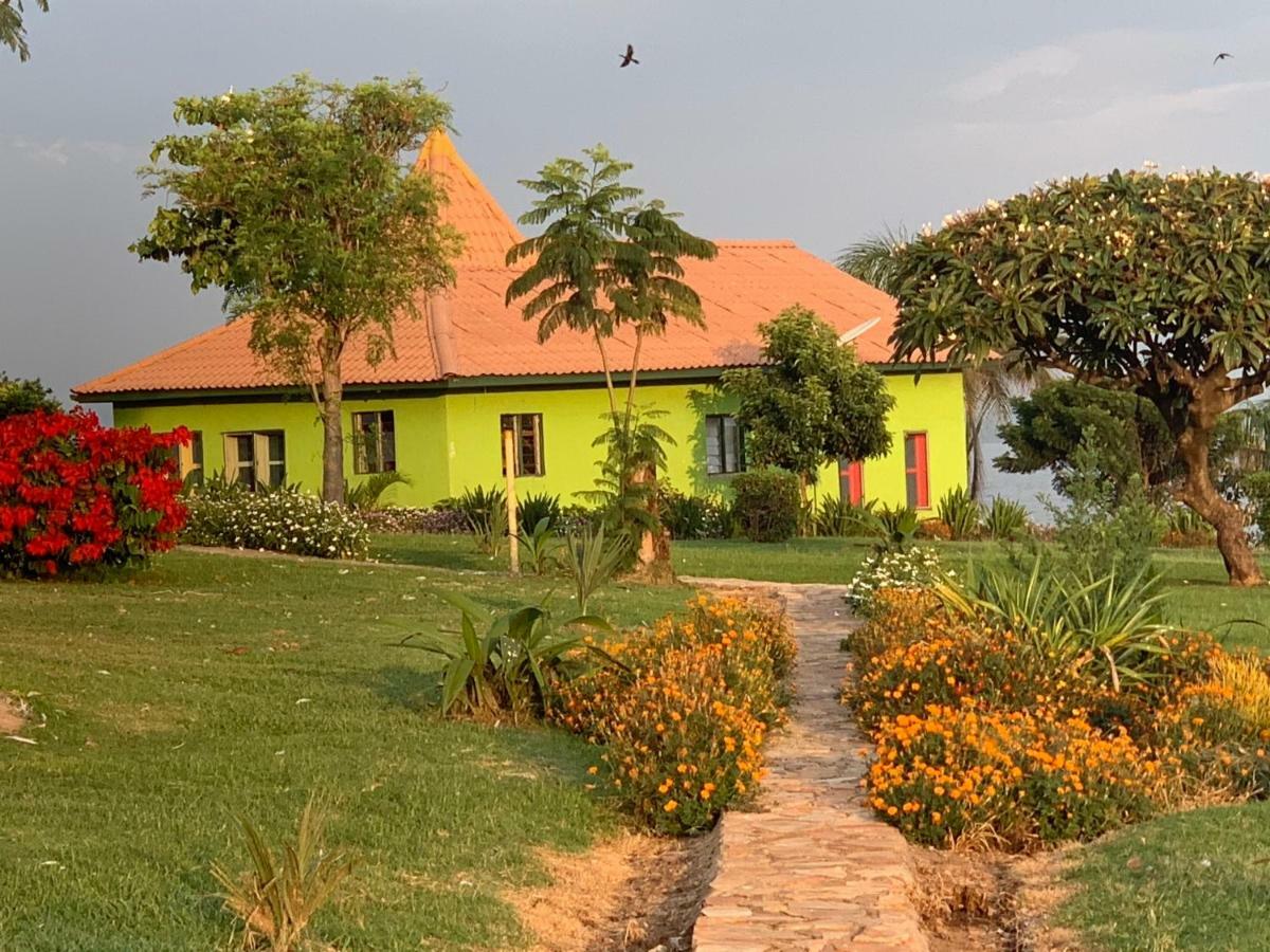 Samuka Island Retreat Villa Jinja Ngoại thất bức ảnh
