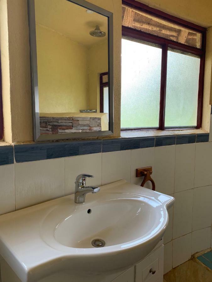 Samuka Island Retreat Villa Jinja Ngoại thất bức ảnh